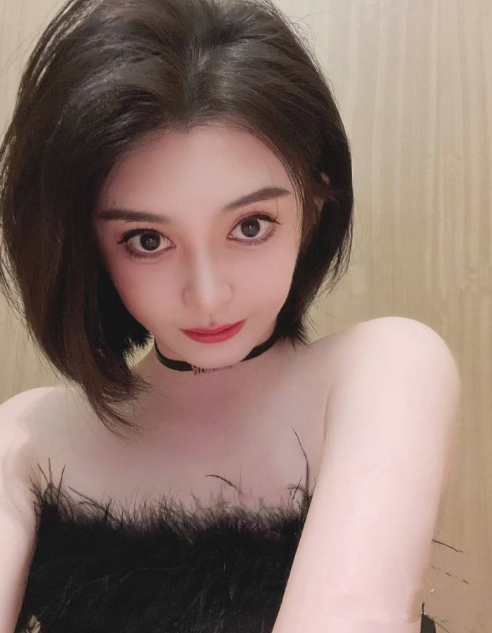 三年在线观看免费大全哔哩哔哩,热门网剧免费在线观看